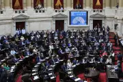 Argentina aprueba polémico régimen penal juvenil que baja edad de imputabilidad a 14 años