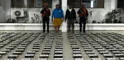 Armada incauta media tonelada de cocaína en La Guajira y captura a dos venezolanos