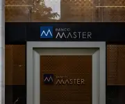 Autoridades brasileñas rastrean arte y propiedades de lujo en Florida por fraude de Daniel Vorcaro