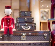 Bernard Arnault invierte US$484 millones en LVMH para superar el 50% de propiedad