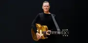 Bryan Adams promete cantar con el corazón en su regreso a Bogotá en marzo