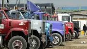 Camioneros colombianos amenazan con paro por ingreso de transportadores ecuatorianos