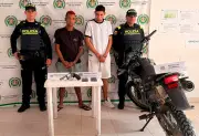 Capturan a dos presuntos sicarios del Clan del Golfo en Magdalena con arma vinculada a homicidios