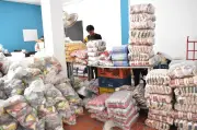 Cartagena envía 6 toneladas de agua y 17.5 de alimentos a Montería por inundaciones