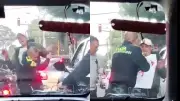 Ciudadano agrede a policía en Bogotá tras llamada de atención por maniobra vial