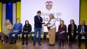 Colombia presenta nuevo pasaporte con tecnología avanzada para proteger datos ciudadanos