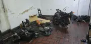 Desmantelan deshuesadero de motos en Los Mártires, Bogotá: ocho capturados en operativo policial