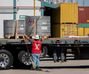 Economía mexicana supera expectativas con crecimiento del 0.9% en último trimestre de 2025