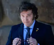 Encuesta en Gran Buenos Aires: Kicillof lidera en 20 municipios, Milei solo en 4