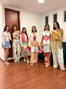 Estudiantes de Modas UTS brillan en Expo Cuero Asoinducals 2026 con colección 'Maximalia'