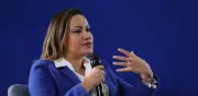 Exministra Carolina Corcho promete revivir reforma a la salud si llega al Senado