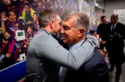 Laporta se despide del Barça en la Ciudad Deportiva tras dimitir para postularse