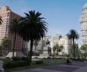 Mercado Inmobiliario Uruguayo Registra Crecimiento de US$2.700 Millones en 2025