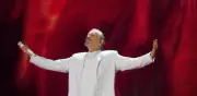 Miguel Bosé regresa a Colombia tras ocho años de silencio y problemas de salud