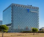 NJJ y Millicom adquieren Telefónica Chile en operación multimillonaria con opciones futuras