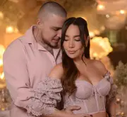 Paola Jara y Jessi Uribe celebran la maternidad mientras enfrentan desafíos profesionales