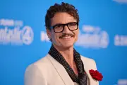 Pedro Pascal: De refugiado chileno a estrella global y su posible romance con Rafael Olarra