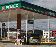 Pemex reactiva deuda en México con acuerdo de US$1.800 millones tras seis años