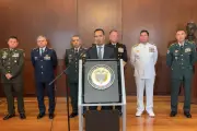Petro mantiene en espera decreto de nombramientos militares tras revolcón en cúpula