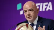 Presidente de la FIFA afirma que confía en México para el Mundial pese a violencia