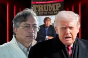 Revelan la verdad del libro que Petro mostró tras reunión con Trump: no fue un regalo