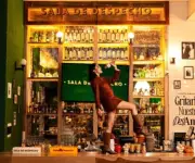 Sala de Despecho abre en Bogotá su sede 36 en el mundo, transformando el desamor en experiencia colectiva