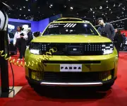 Vehículos eléctricos e híbridos registran crecimiento exponencial en ventas durante enero de 2026