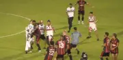 Violencia en Brasil: Hinchas invaden cancha y agreden jugadores en semifinal del Campeonato Maranhense