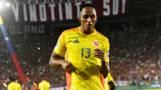 Yerry Mina desmiente lesión crónica y asegura estar listo para titular con Cagliari