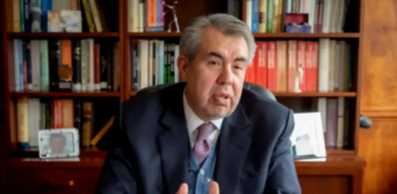 Abogado alerta: Decreto de Petro sobre pensiones causaría detrimento patrimonial masivo