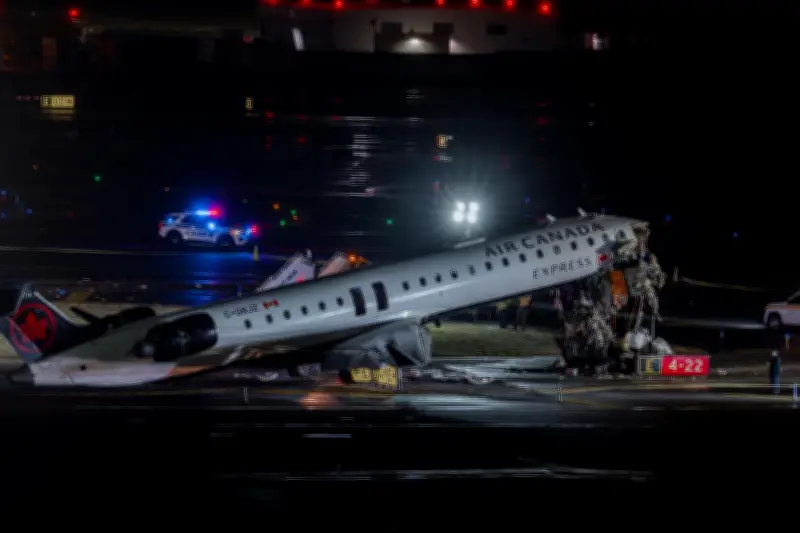 Accidente aéreo en LaGuardia: Dos muertos y decenas de heridos tras choque de avión con camión de bomberos