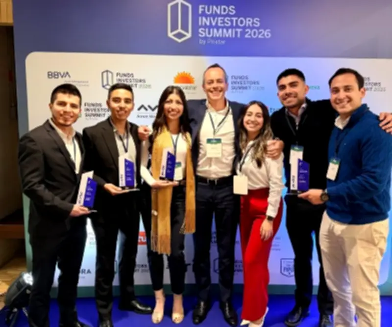 Acciones & Valores triunfa en Premios Prixtar 2026 con liderazgo en fondos de inversión