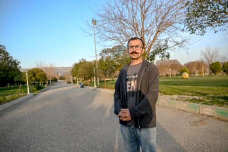 Activista kurdo iraní huye a Irak tras represión y teme por su familia