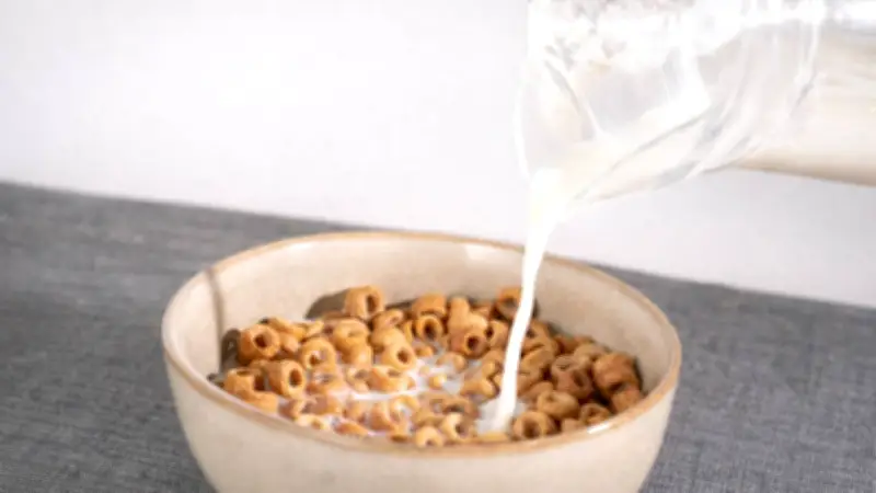 Adiós al azúcar: el desayuno colombiano se transforma hacia la proteína