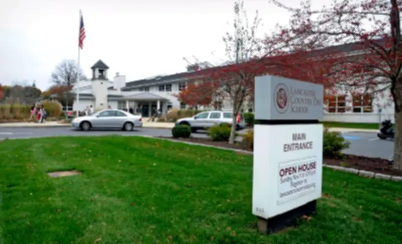 Adolescentes crean más de 350 imágenes falsas de desnudos con IA en escándalo escolar