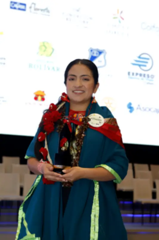 Adriana Tisoy: la lideresa inga de 25 años que defiende su cultura con tejidos y memoria