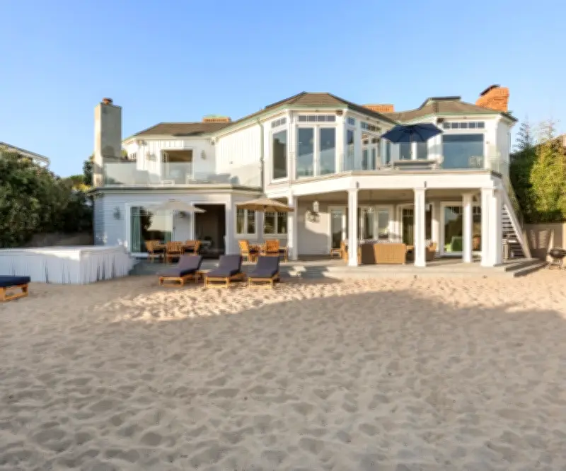 Airbnb ofrece estadía exclusiva en la icónica casa de 'Hannah Montana' para celebrar 20 años