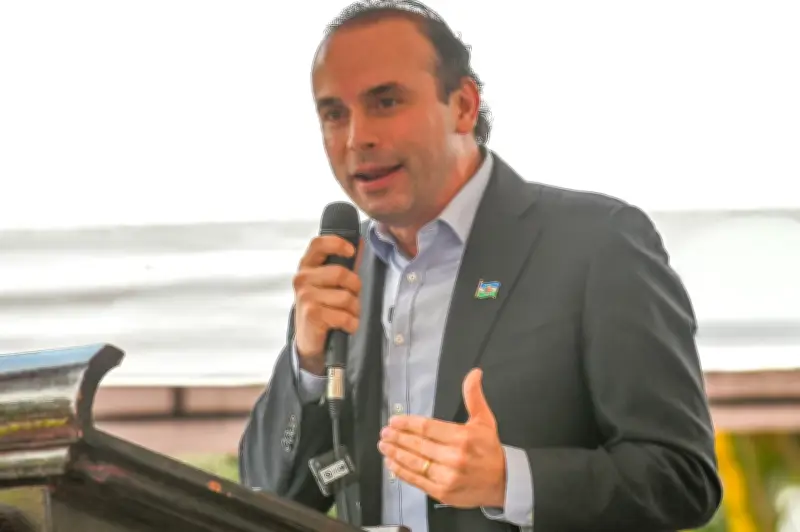 Alcalde Eder defenderá autonomía fiscal de Cali en Asamblea de Capitales en Medellín