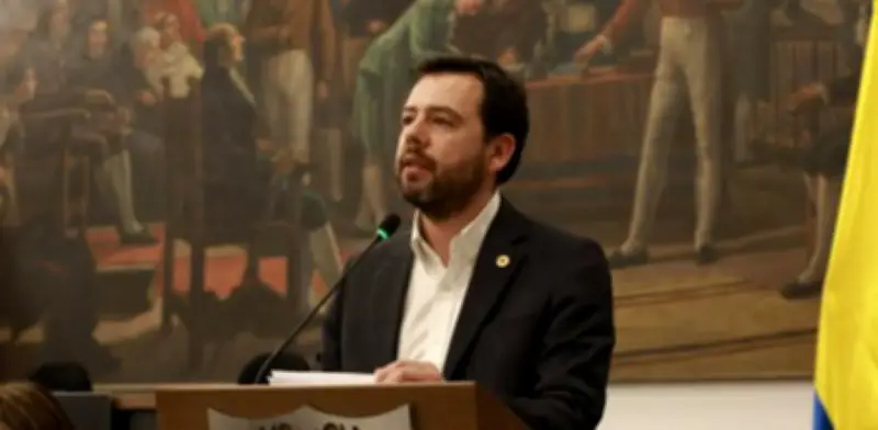 Alcalde Galán pide respetar resultados electorales en apertura de jornada de votación