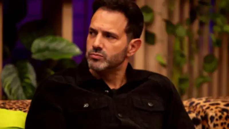 Alejandro Estrada estalla en La Casa de los Famosos tras enfrentamiento con Valentino Lázaro