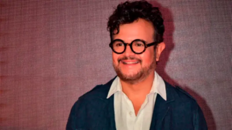 Aleks Syntek: Cinco años de escándalos no lo detienen, lanza 'Zen' y gira en EE.UU.