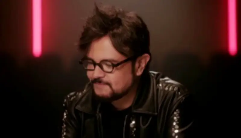 Aleks Syntek lanza 'Zen' y gira por EE.UU., desafía algoritmos musicales