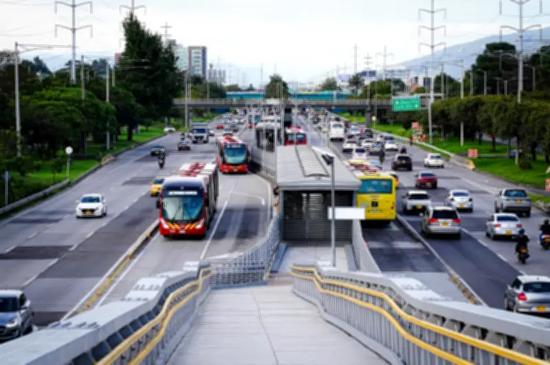 Alerta por nueva modalidad de robo en TransMilenio: cuidado con quien se sienta a su lado