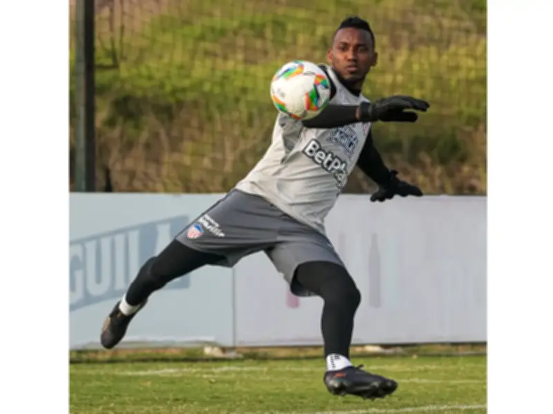 Alfredo Arias revoluciona la convocatoria de Junior para enfrentar a Atlético Nacional