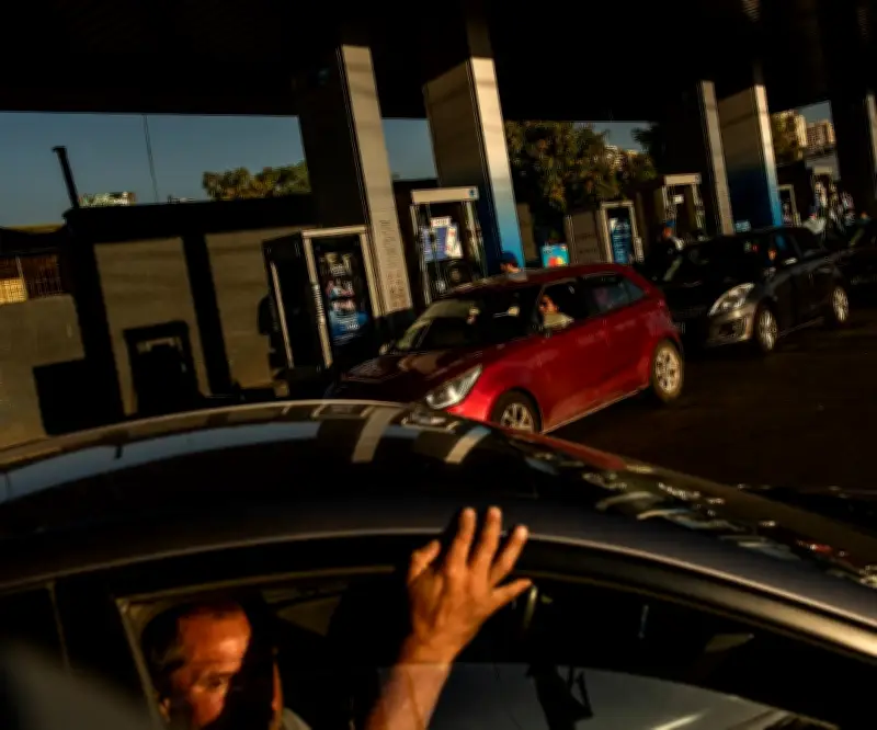 Alza de combustibles en Chile golpea aprobación de Kast y genera protestas