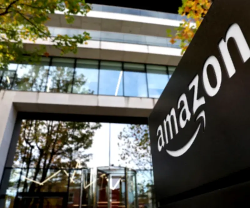 Amazon anuncia inversión récord de US$21.000 millones en España para IA y centros de datos