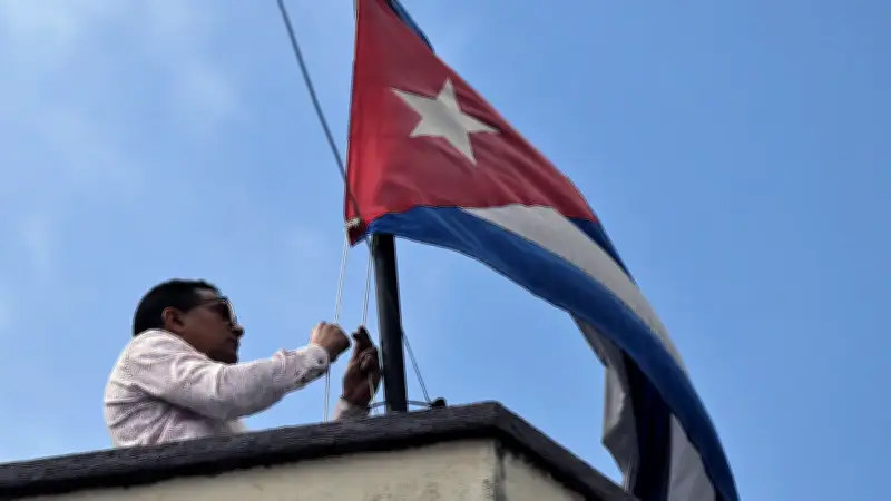 Analista afirma: Díaz-Canel es solo imagen, poder en Cuba lo tienen Raúl Castro y militares