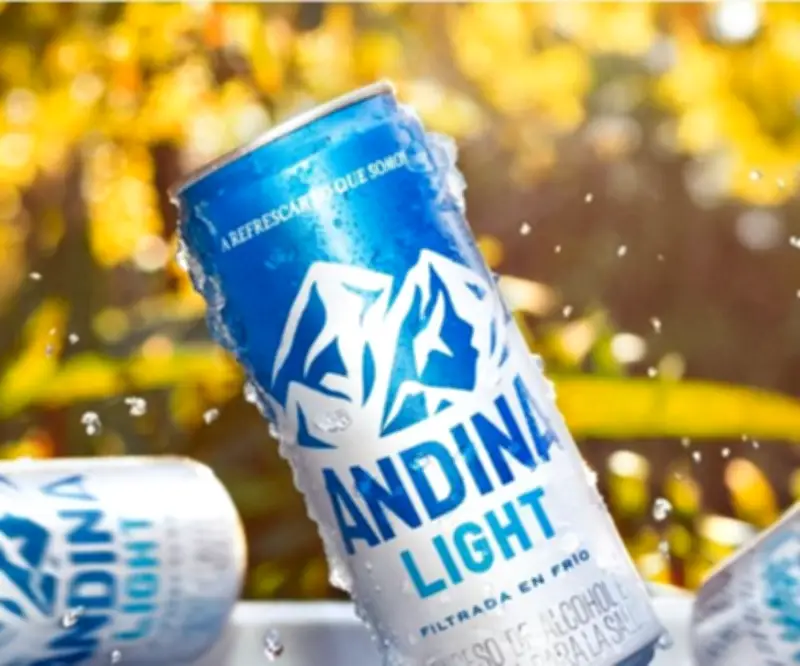 Andina Light lanza campaña 'Tómatela ligera' para promover actitud positiva en Colombia
