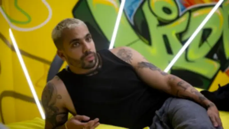 Andrés Altafulla genera terremoto mediático en La Casa de los Famosos con besos polémicos