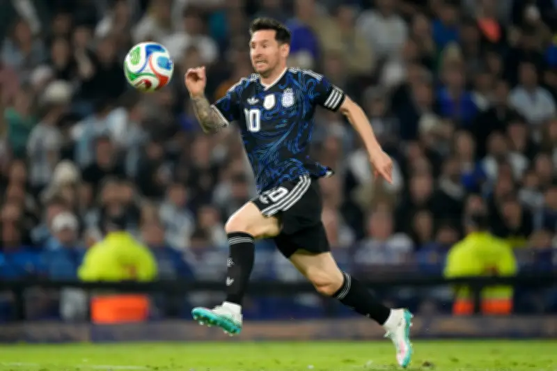 Argentina enfrenta a Zambia en último amistoso con presión por mejorar su juego